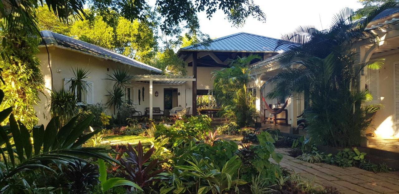 Tree Lodge Mauritius Belle Mare Eksteriør billede